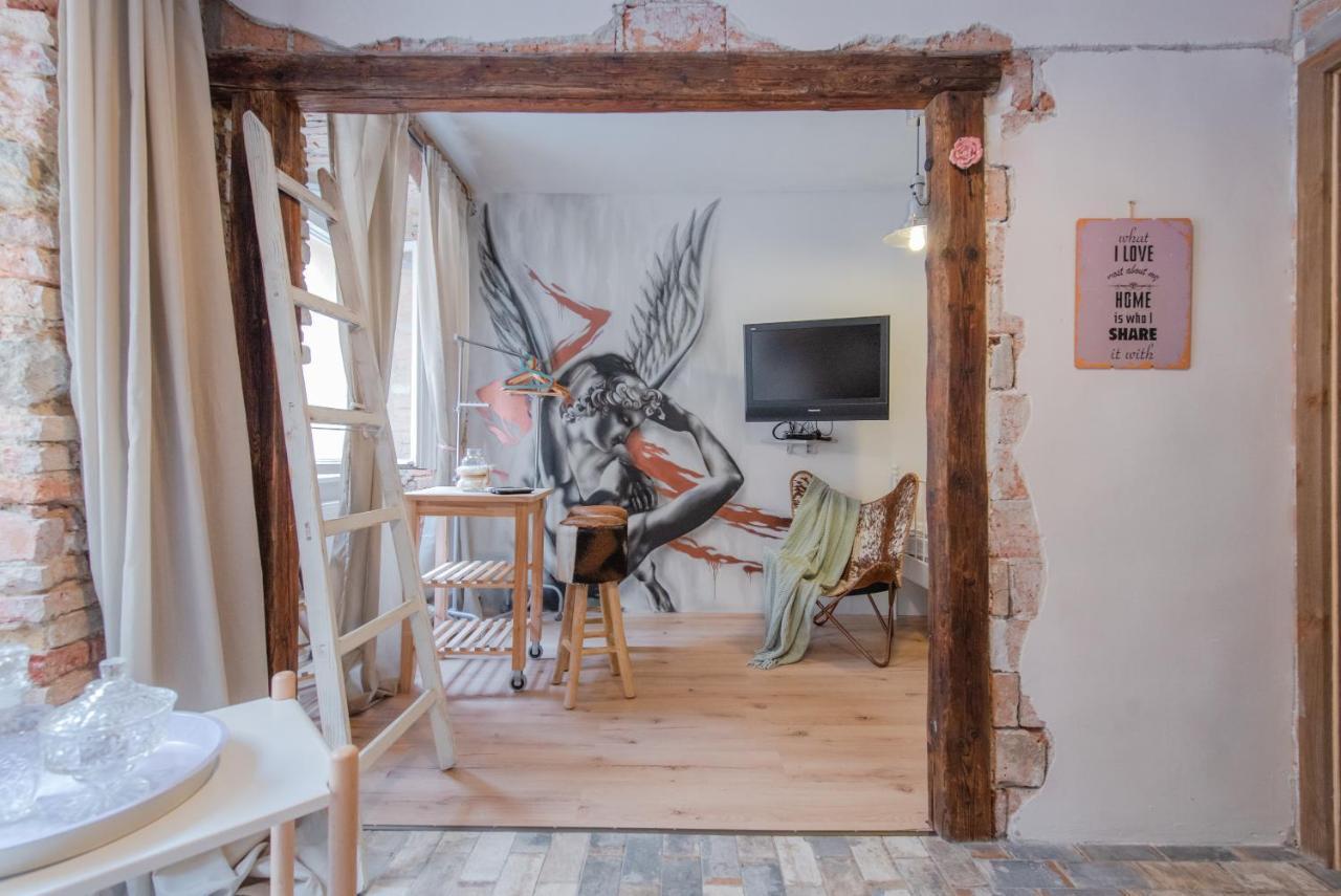 ברטיסלאבה Accommodation At The Zeus Apartment מראה חיצוני תמונה